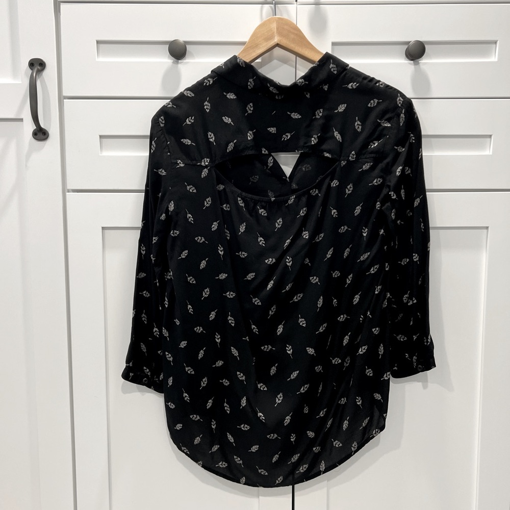 American Eagle Blouse - Black and white leaf pattern